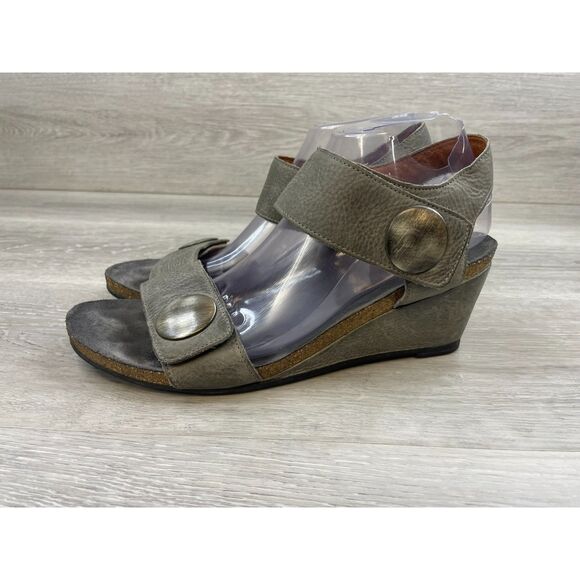 Taos Carousel 3 Women's Sandal Gray Leather Buckle Ankle Strap 8.5 Shoes - Picture 3 of 12
